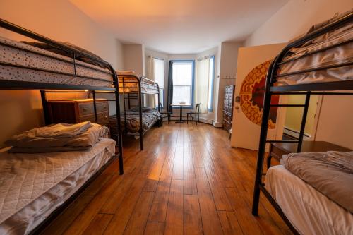 big_auberge_du_monde-1-20_1_1